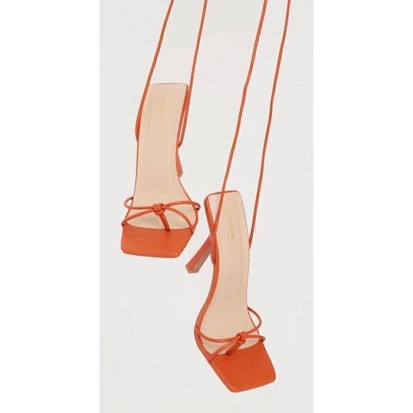 PRETTYLITTLETHING Square Knot Detail Toe Thong Lace Up High Heeled Sandals - Picture 3 of 15